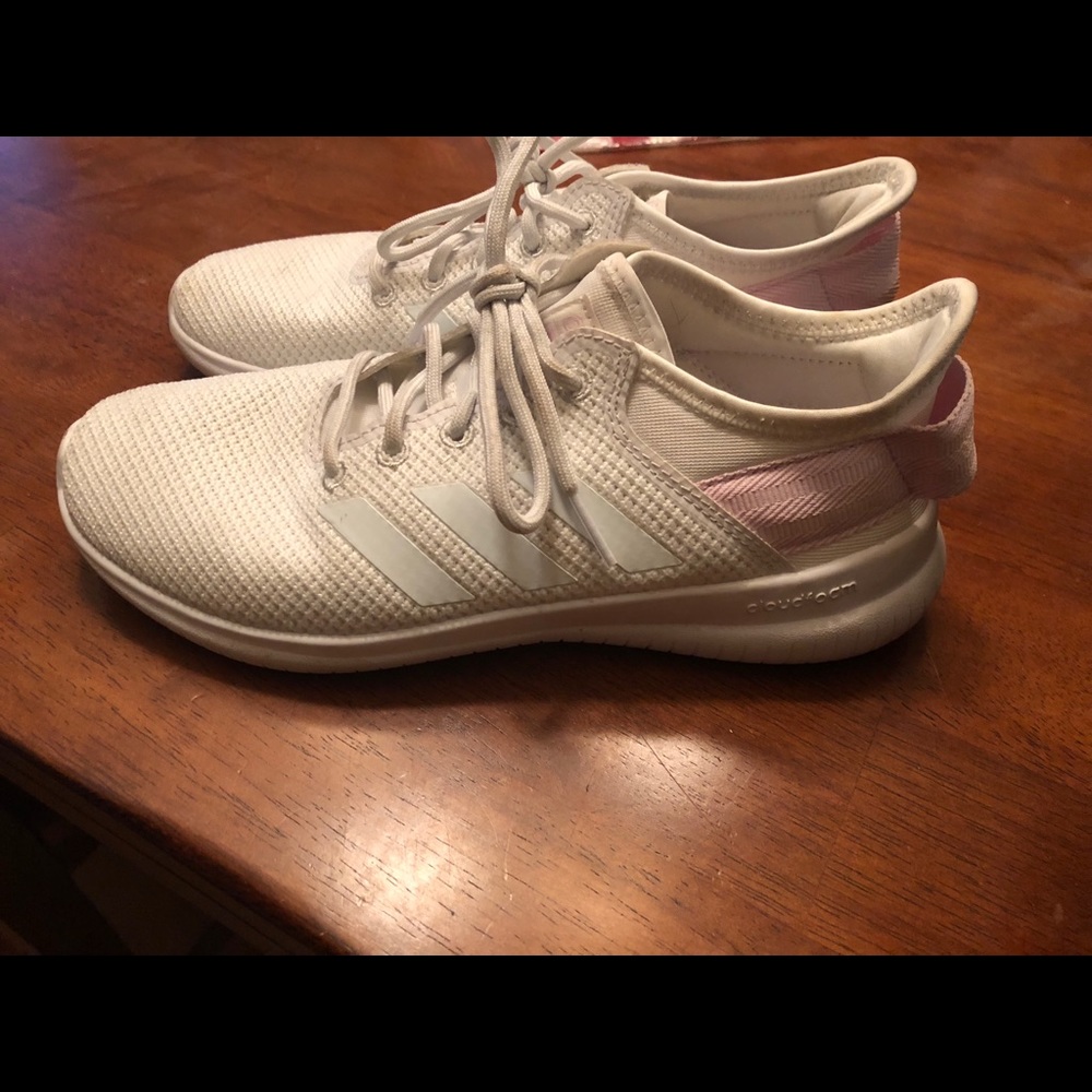Women’s Adidas Cloudfoam shoes